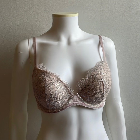 Victoria’s Secret Very Sexy Push Up Bra 36B - Picture 10 of 10